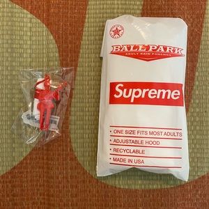 Supreme Ballpark Poncho/ Parachute Toy Pack